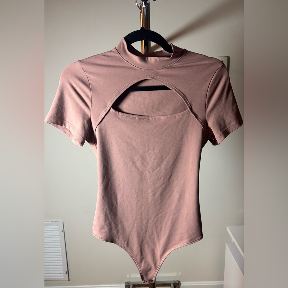 Abercrombie & Fitch Dusty Rose Mock Neck Short Sleeve Bodysuit
